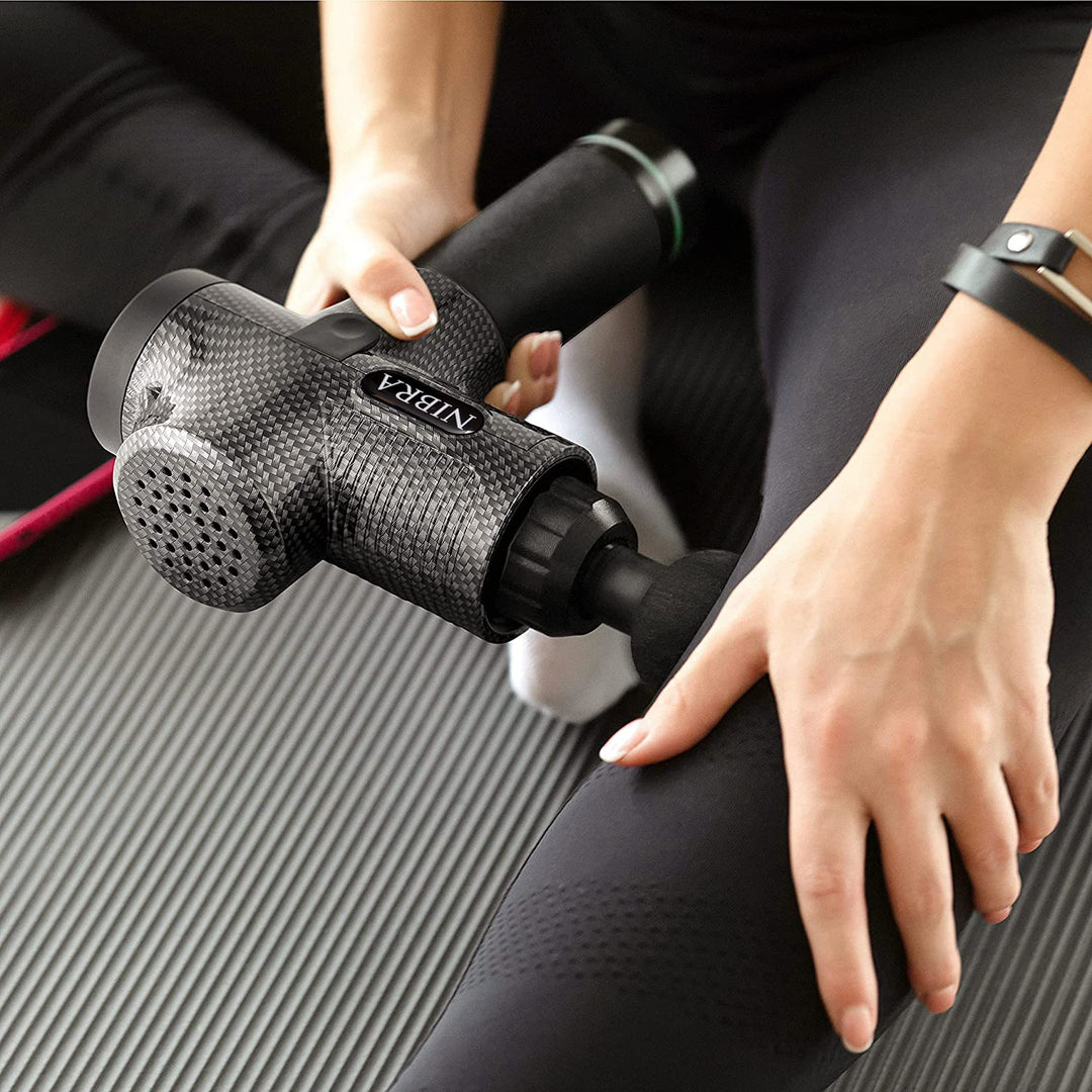 Pistola de Masaje Muscular Nibra Profesional 32 Niveles con Pantalla LCD – 5 Cabezales